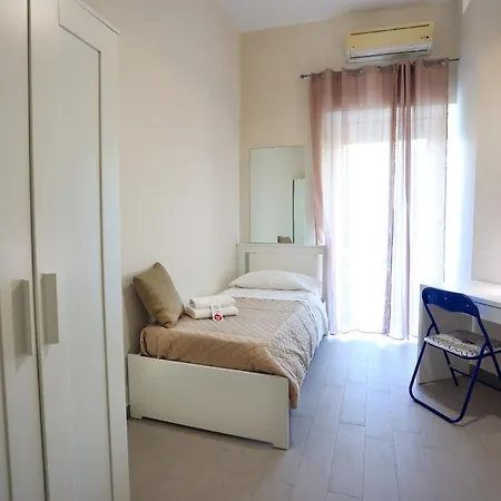 Bed and breakfast Vomero Plaza Metro' 4*