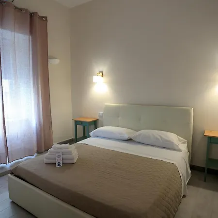 Vomero Plaza Metro' Bed and breakfast Nápoles